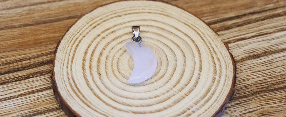OFFRE LIMITÉE : 1 Pierre naturelle OU 1 Charm OFFERT