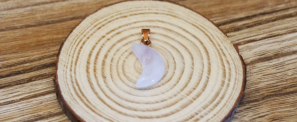 OFFRE LIMITÉE : 1 Pierre naturelle OU 1 Charm OFFERT